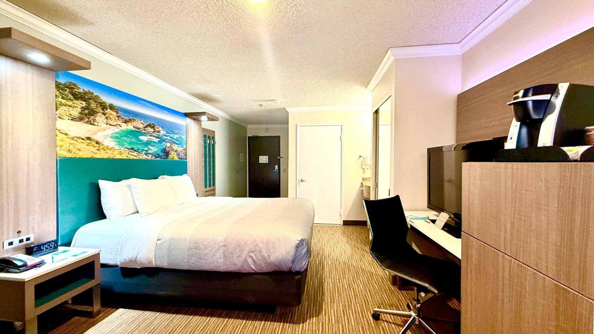 Quality & Angeles Airport - Lax Hotel 3*