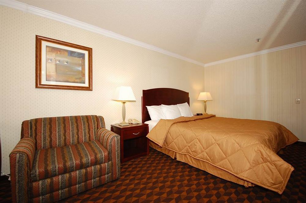 Quality Inn&suites Angeles Airport - Lax Hotel