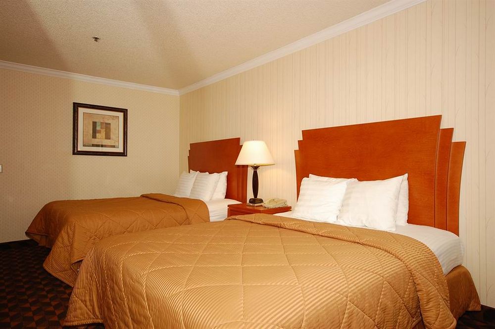 Quality Inn&suites Los Angeles Airport - Lax 3*